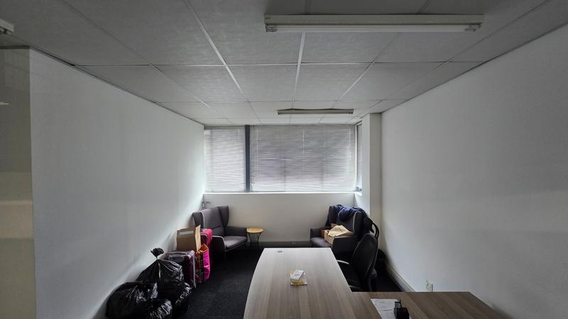 To Let commercial Property for Rent in Matroosfontein Western Cape